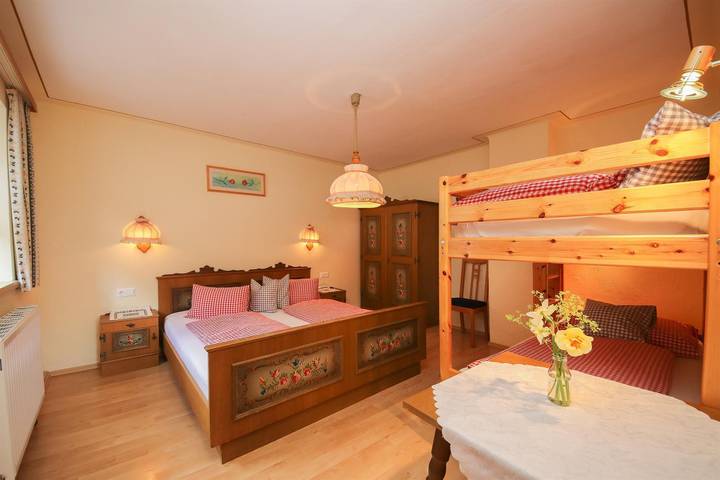 Ganze Ferienwohnung, Apartment/2 Schlafräume/Ringelblume in Unken, Chiemgauer Alpen