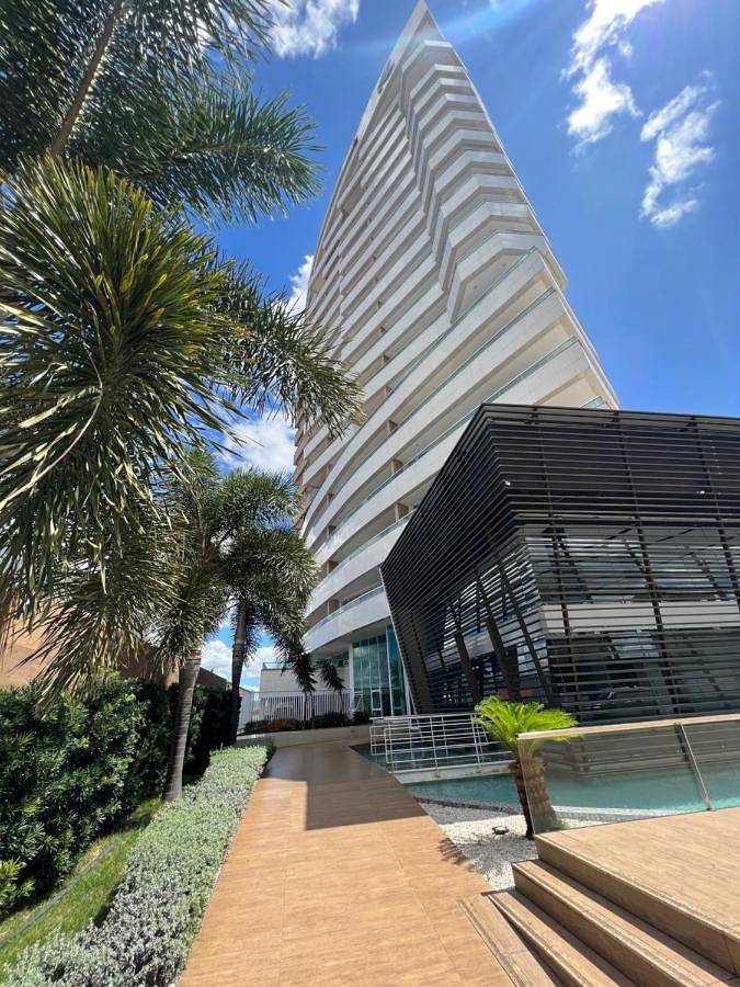 Casas e apartamentos de temporada para 5 pessoas, com piscina e sauna e ainda jardim and vista em Juazeiro do Norte