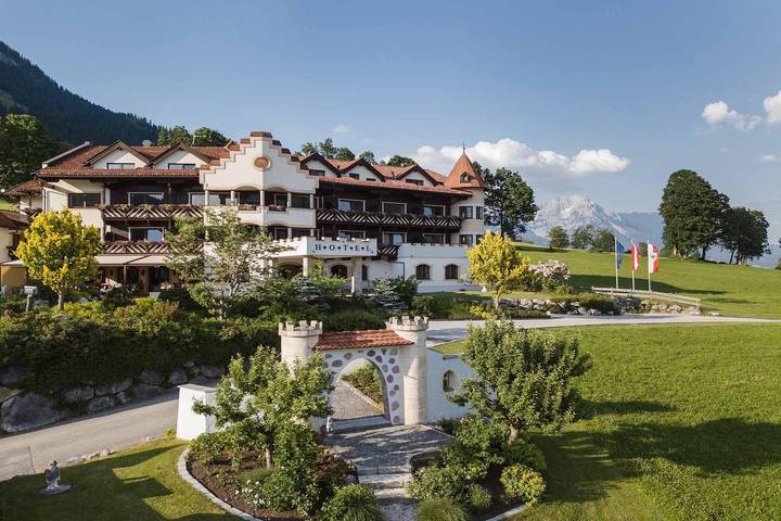 Hôtel pour 2 personnes, avec Balcon et Jardin ainsi que Piscine et Sauna à Söll