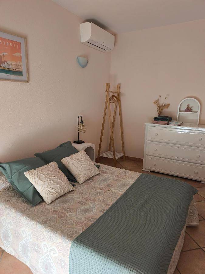 Gîte pour 2 personnes, avec jardin, animaux acceptés à Millas - 4