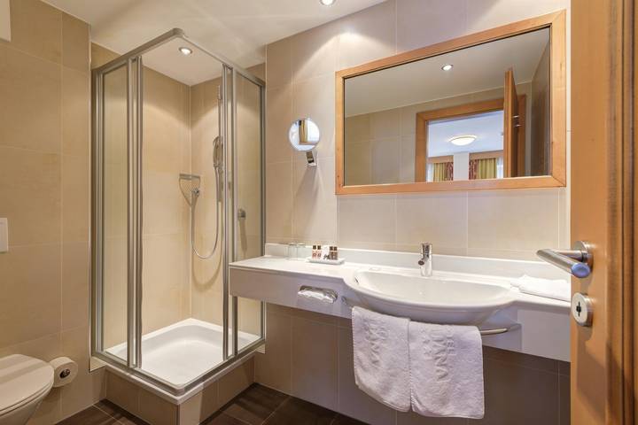 Double room in Lechtal Alps, Sankt Anton am Arlberg