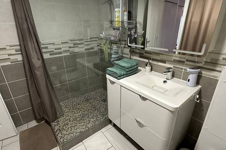 Appartement entier, Nid douillet + superbe terrasse + tout équipé in Talence, Région de Bordeaux