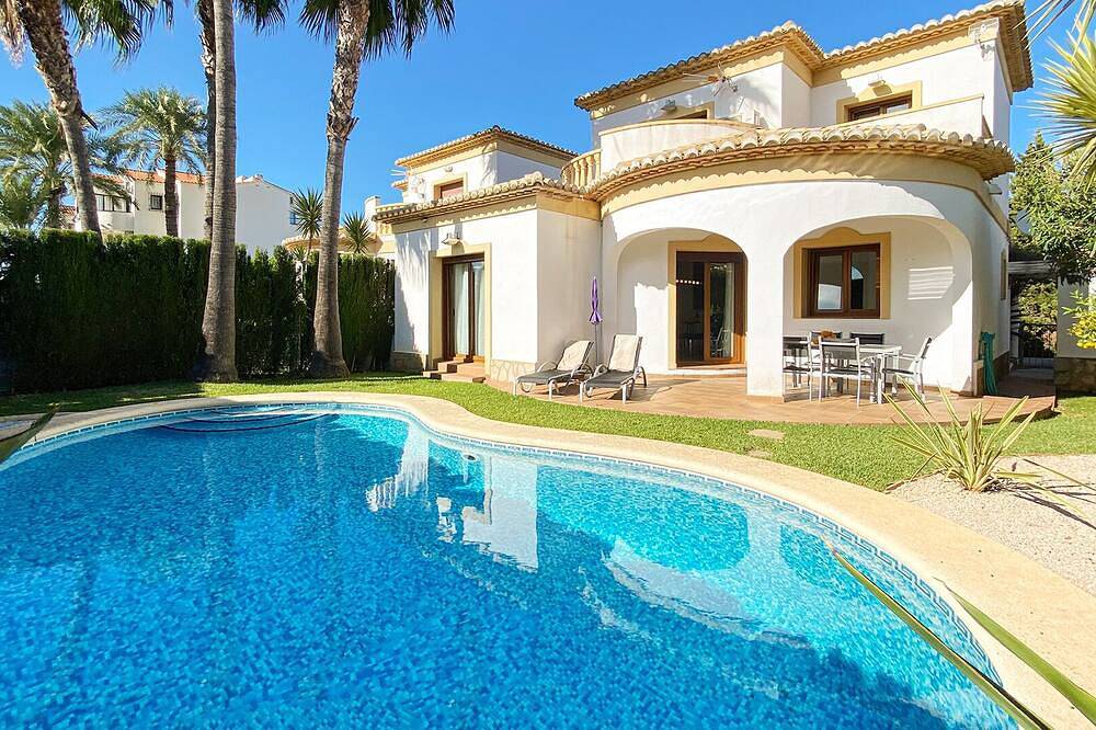 Casa vacanza a Dénia a partire da 496€ a notte