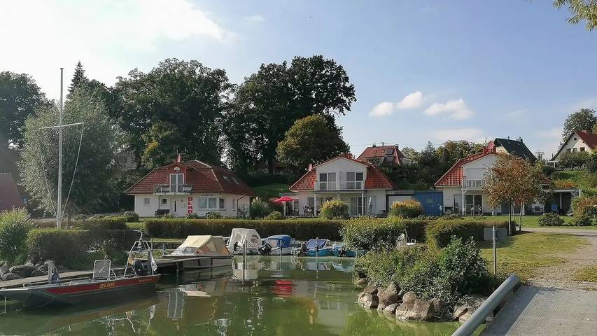 Ferienhaus für 4 Personen, mit Balkon in Bad Kleinen