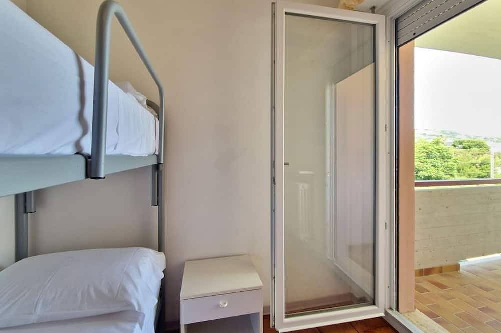 Apartamento entero, [50 mt from the Sea]10 places Climate Terrace Parking in Porto San Giorgio, Provincia de Fermo