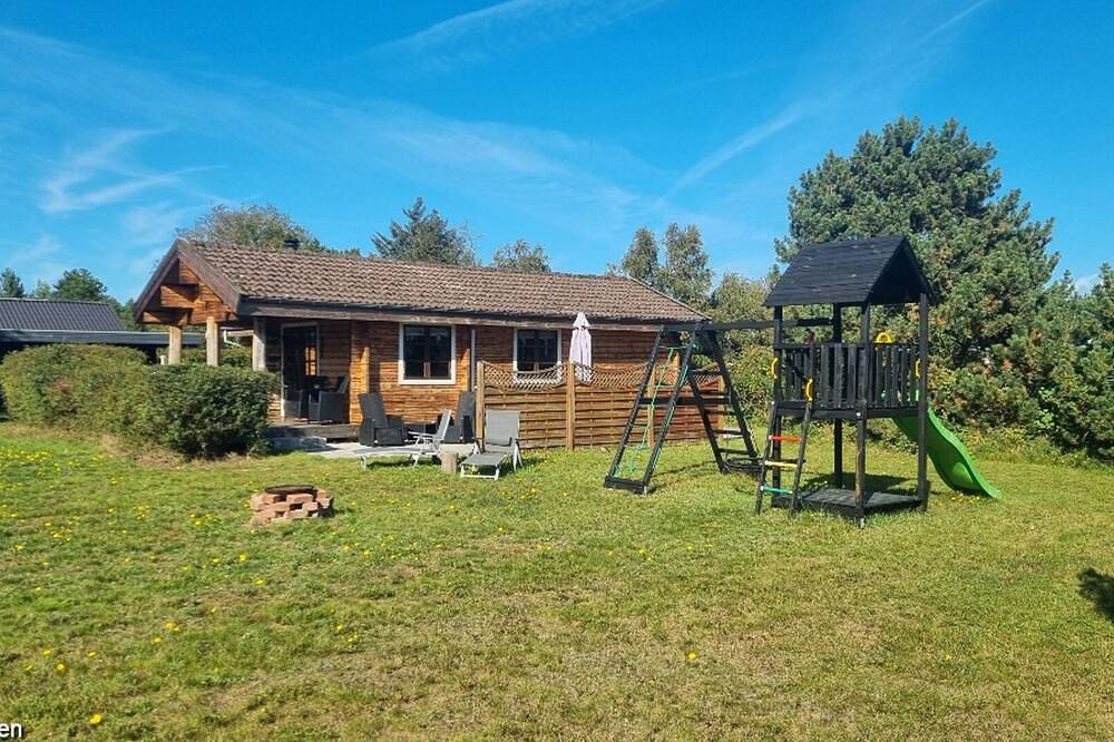 Schönes Ferienhaus auf Riesigem Grundstück für 5 Personen in Rødby, Swedish Baltic Sea