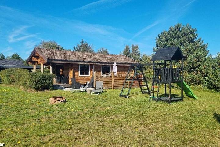 Holiday home for 5 people, with garden and terrace, with pets - 1