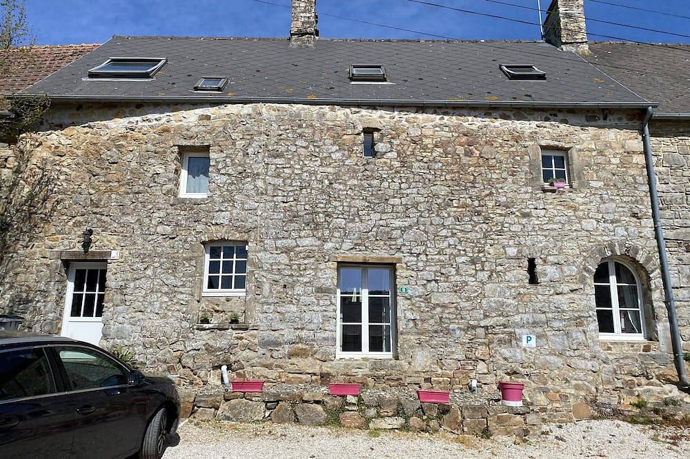 Maison de campagne au calme à 15mn des plages ! in Fierville-les-Mines, Côte de la Déroute