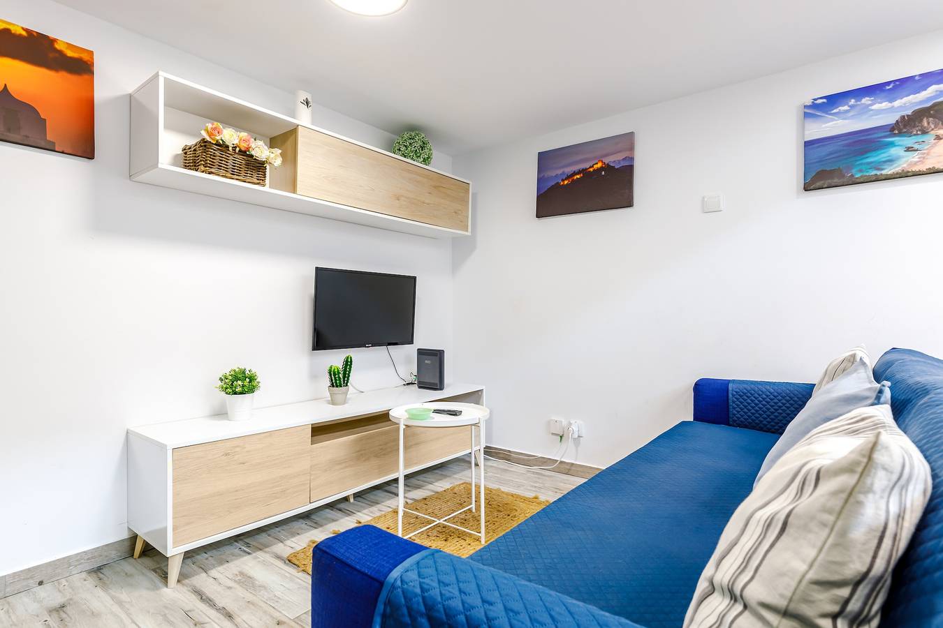 Entire apartment, Apartment 'Fração D'ouro By Sesimbra' with Wi-Fi in Praia da Califórnia, Sesimbra