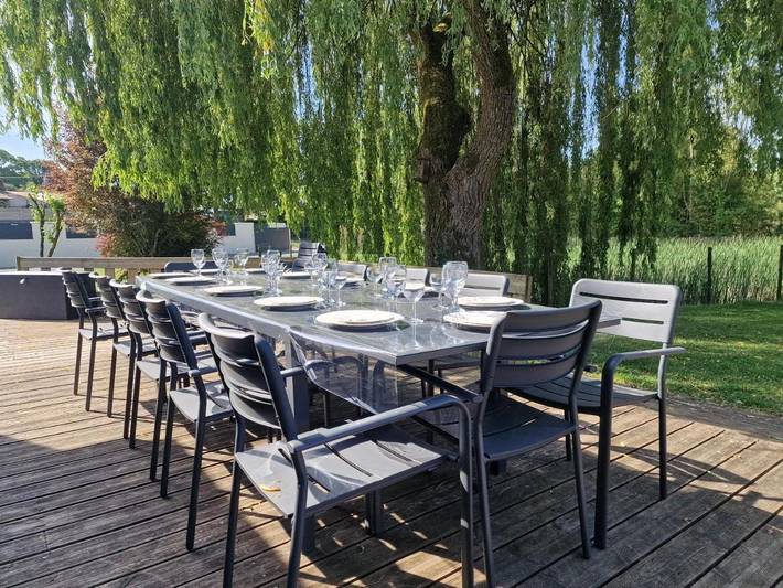 Location de vacances pour 14 personnes, avec jacuzzi et jardin à Nueil-les-Aubiers - 4