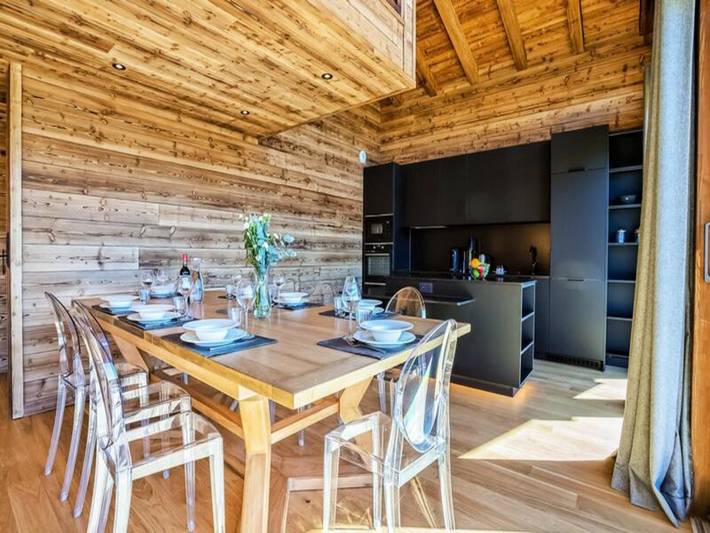 Chalet pour 15 personnes, avec jacuzzi ainsi que jardin et balcon, adapté aux familles à Les Saisies - 3