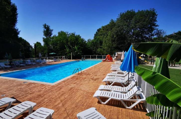 Location de vacances pour 6 personnes, avec piscine ainsi que vue et jardin, animaux acceptés à Soturac - 2
