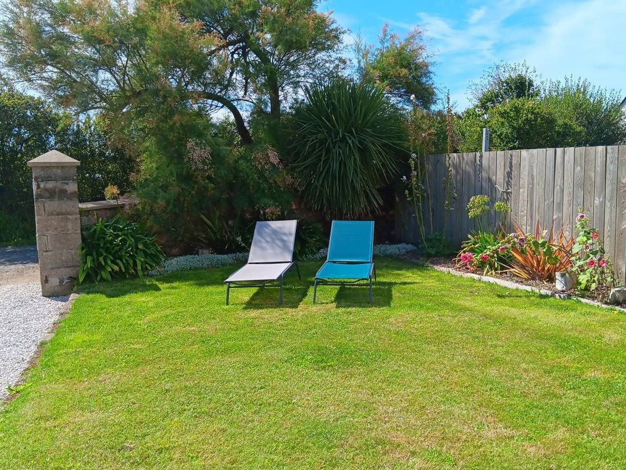 Maison confortable près de la plage avec jardin et terrasse in Les Pieux, Côte de la Déroute