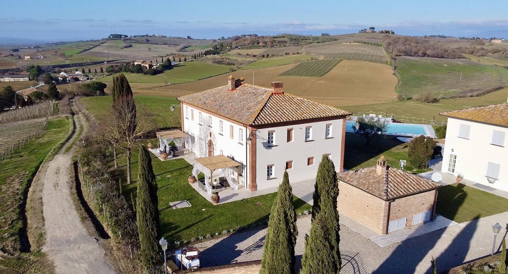 Appartamento intero, Appartamento di vacanza "Glicine" con piscina condivisa, giardino condiviso e Wi-Fi in Montepulciano, Siena e dintorni