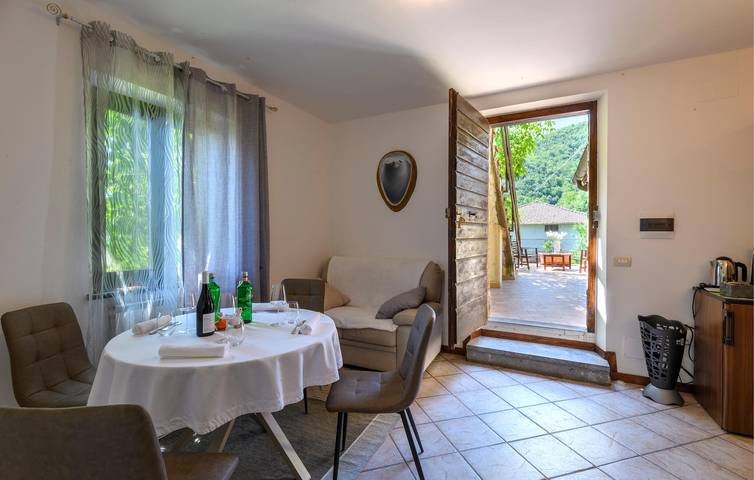 Appartamento intero, Appartamento vacanze per 4 persone con sauna in Montemonaco, Parco nazionale dei Monti Sibillini