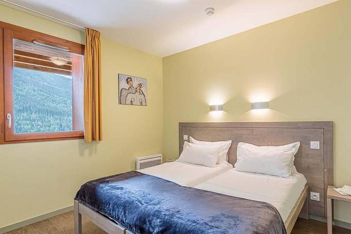 Gîte pour 4 personnes, avec piscine ainsi que balcon et sauna, animaux acceptés dans Office De Tourisme De Vaujany - 3