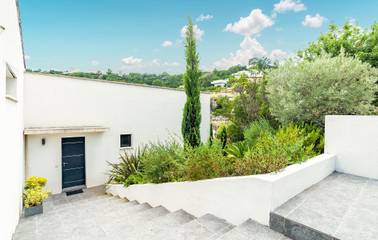 Gîte pour 6 personnes, avec jardin et piscine à Les Adrets-de-l'Estérel