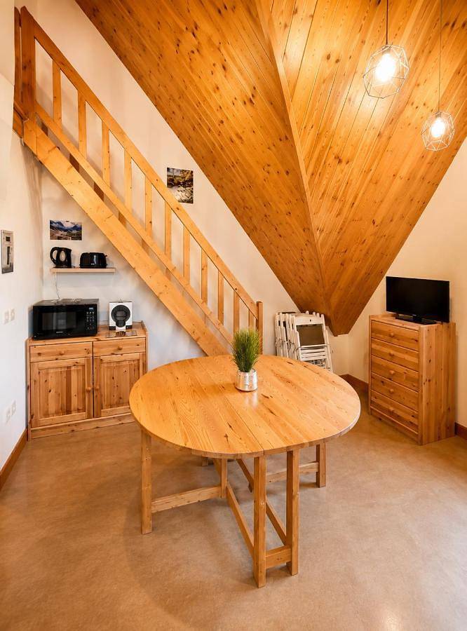 Appartement entier, Logement 6 pers au cœur des montagnes pyrénéennes linge de maison et papier toilette non fournis in Station du Mourtis, Boutx