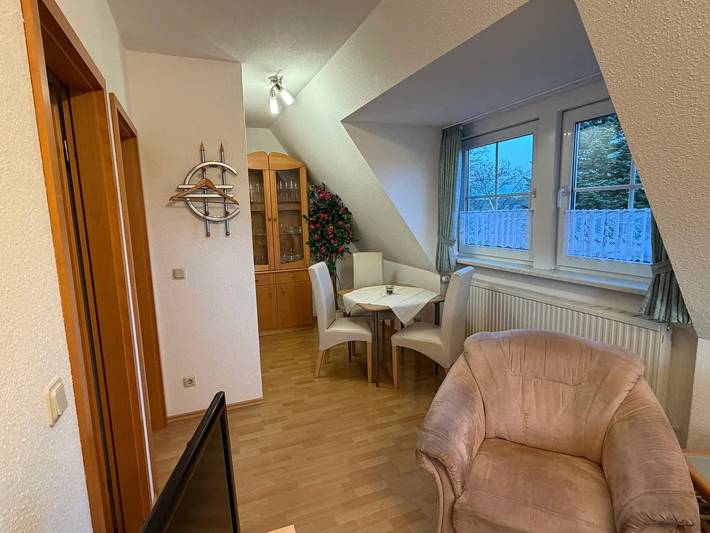 Ganze Wohnung, Apartment „2-Raum-Ferienwohnung mit Balkon 1“ mit gemeinsamer Terrasse, Garten & Wlan in Sahlenburg, Cuxhaven