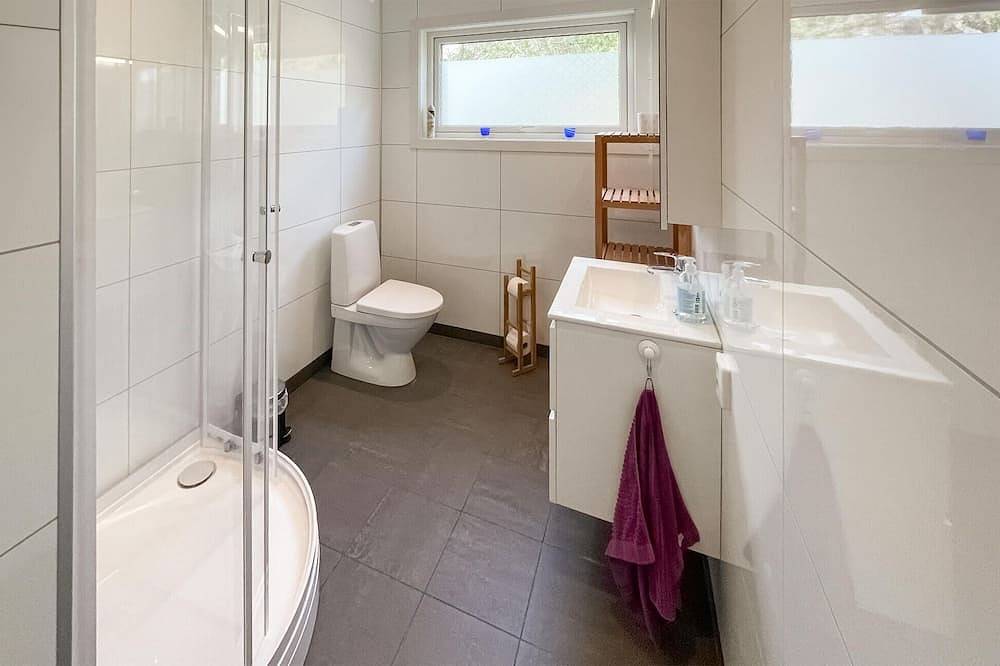 Awesome home in Skjærhalden in Hvaler 