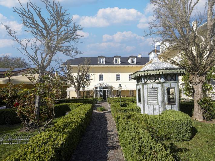 Ferienwohnung für 2 Personen, mit Balkon und Pool in Bad Birnbach