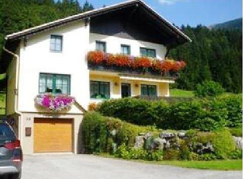 Ganze Ferienwohnung, Haus Margarete - Ferienwohnung mit Balkon in Lackenhof, Gaming