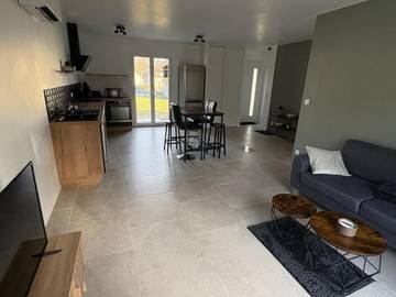 Gîte pour 6 personnes, avec terrasse et jardin, animaux acceptés dans Saint-Aubin (Aube)