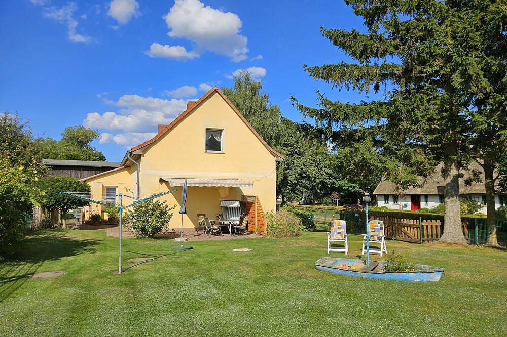 Entire apartment, Ferienquartier Kiek to'n Haff - Holiday apartment in Dargen, Usedom