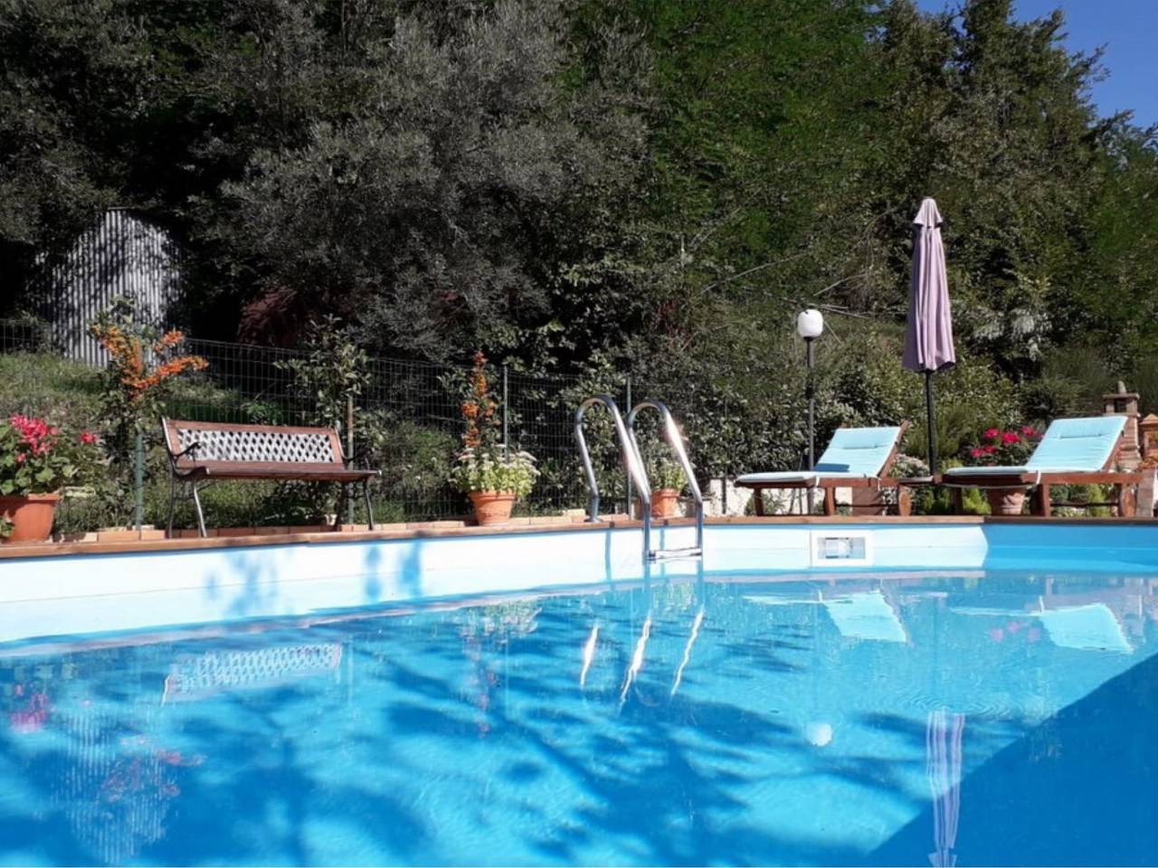 Schönes Ferienhaus in Sarnano mit privatem Pool in Sarnano, Nationalpark Monti Sibillini