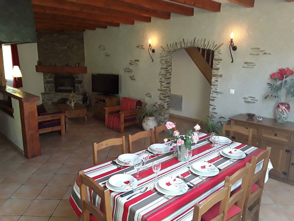Chalet très confortable au pied du plus haut sommet Ariegeois in Vicdessos (homonymie), Parc naturel régional des Pyrénées ariégeoises