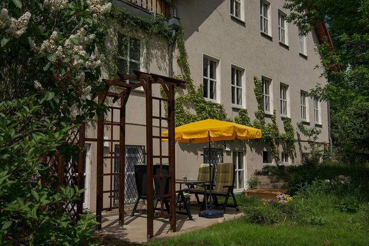 Ferienwohnung für 3 Personen, mit Balkon und Garten in Olbersdorf