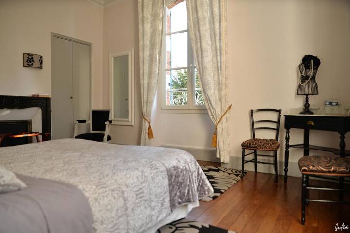 Chambre d’hôte pour 4 personnes, avec terrasse ainsi que jardin et vue à Bourges - 3