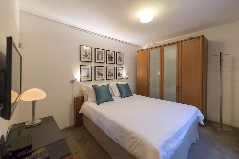 Geheel appartement, Luxe appartement aan de Maas .Meest centraal gelegen luxe verblijf in Maastricht, Limburg