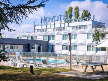 Hôtel pour 3 personnes, avec piscine ainsi que jardin et bassin pour enfant, animaux acceptés à Sausheim