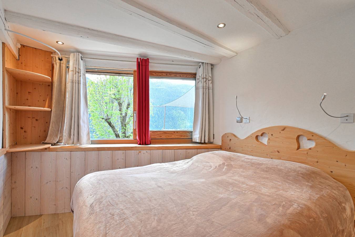 Habitación de huéspedes 5 - La Granja de Aurélie in Montvalezan, Albertville region