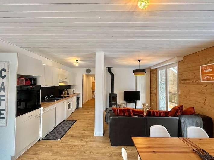 Gîte pour 6 personnes, avec vue et jardin, animaux acceptés à Égat - 3