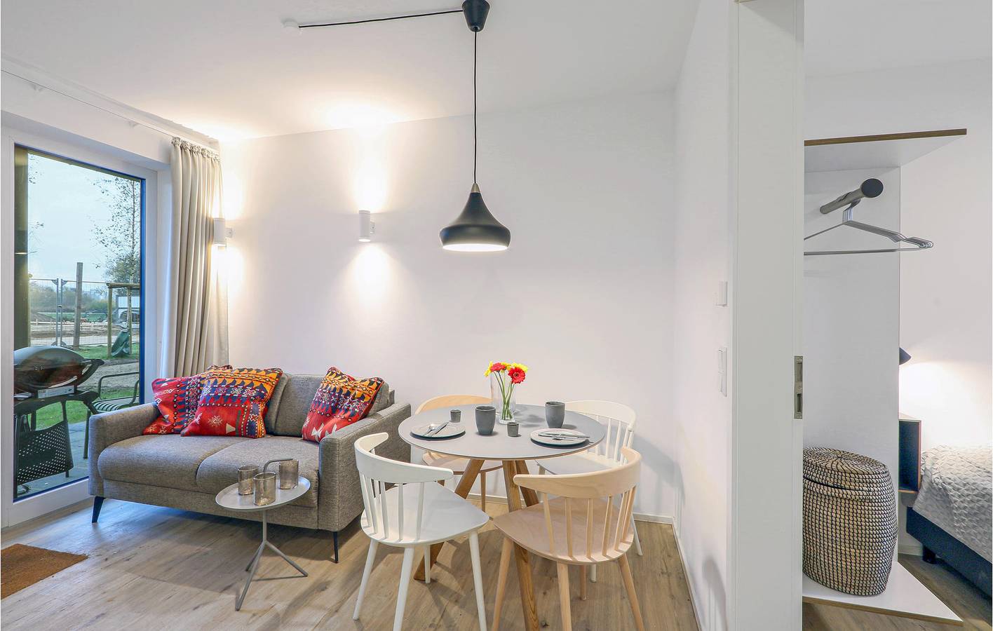 Ganze Ferienwohnung, Dümmer-See Terrassenwohnung - Parkplatz, TV, Küche & Internet in Marissa Ferienpark, Lembruch