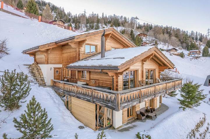 Chalet pour 13 personnes en Suisse