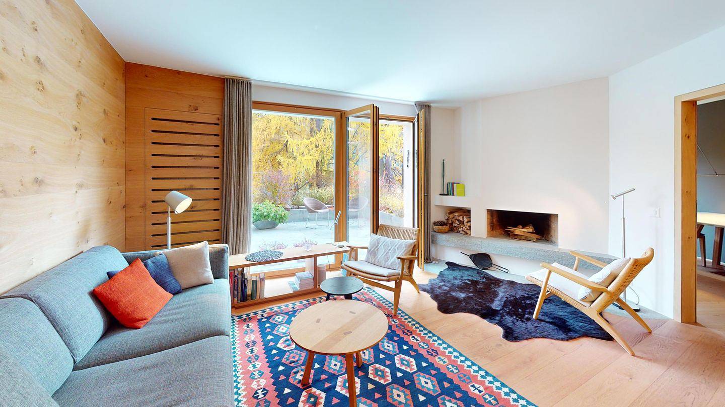 Ganze Wohnung, Ferienwohnung für 2 Personen mit Terrasse in Zuoz, Sankt Moritz