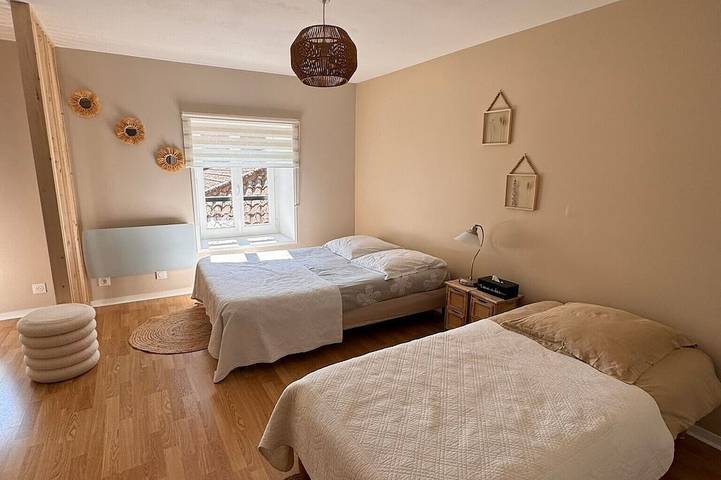 Chambre d’hôte pour 5 personnes, avec jardin dans Senozan - 4