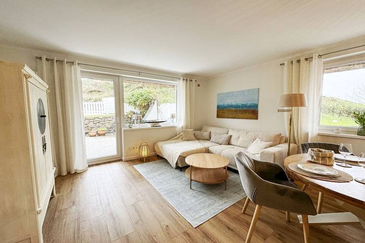 Ferienwohnung für 4 Personen, mit Terrasse und Pool in Rantum
