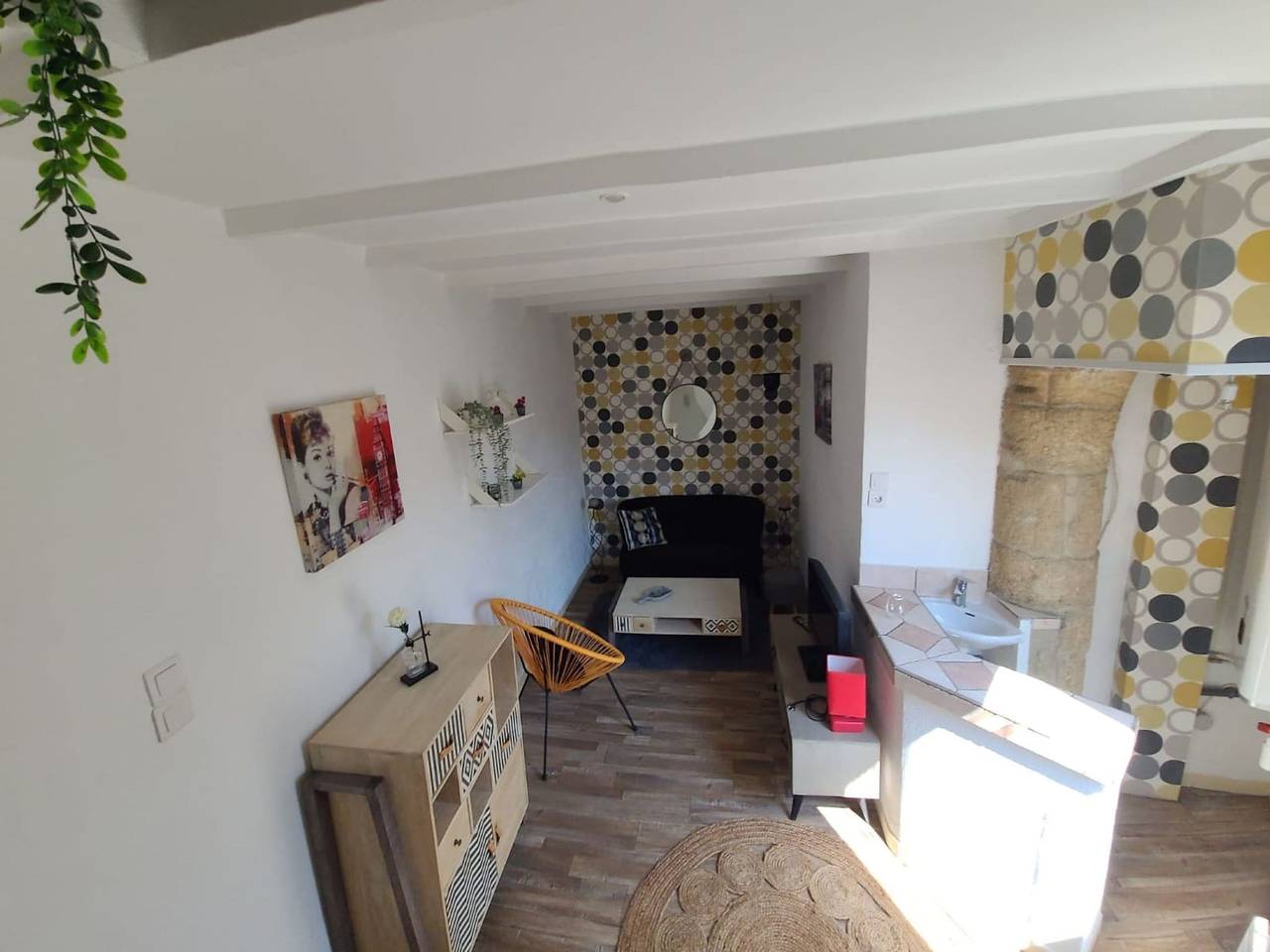 Charming village house in Pelissanne in Pélissanne, Region de Aix-en-Provence