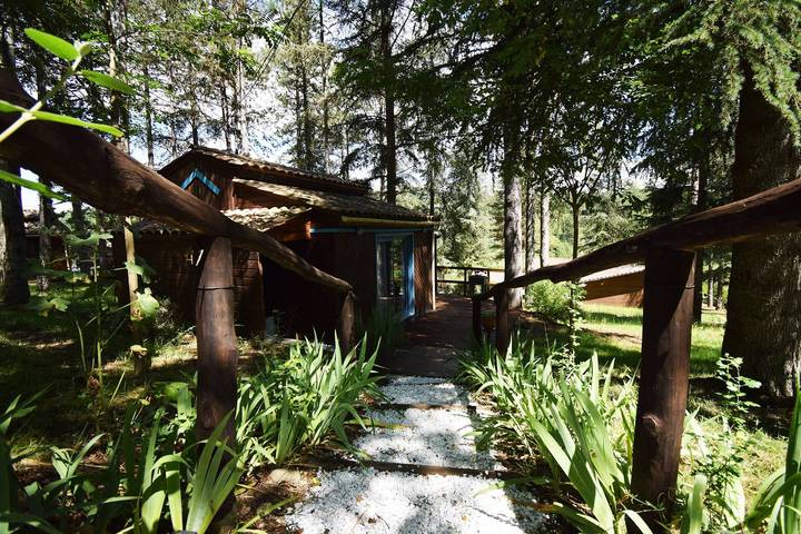 Gîte pour 5 personnes, avec Terrasse et Piscine à Cuq