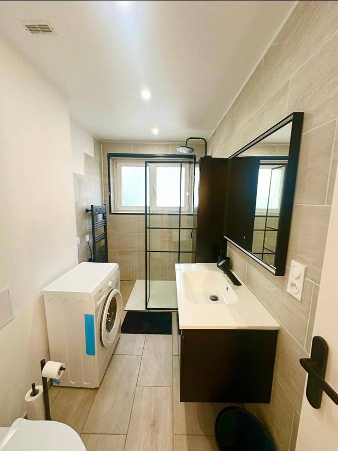 Appartement entier, One-Bedroom Apartment in Yutz, Moselle