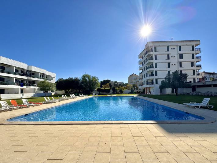Apartamento de férias para 4 pessoas, com terraço e piscina infantil em Vilamoura