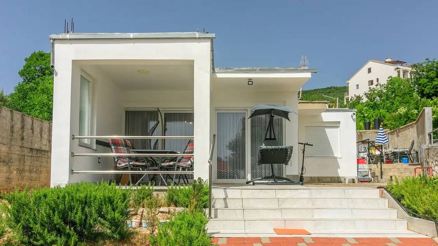 Ferienwohnung für 3 Personen, mit Terrasse in Selce - 2