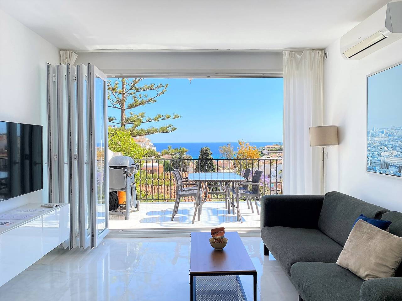 2-Bedroom Villa with Sea View and Pool in Nerja in Playa de Burriana, Nerja