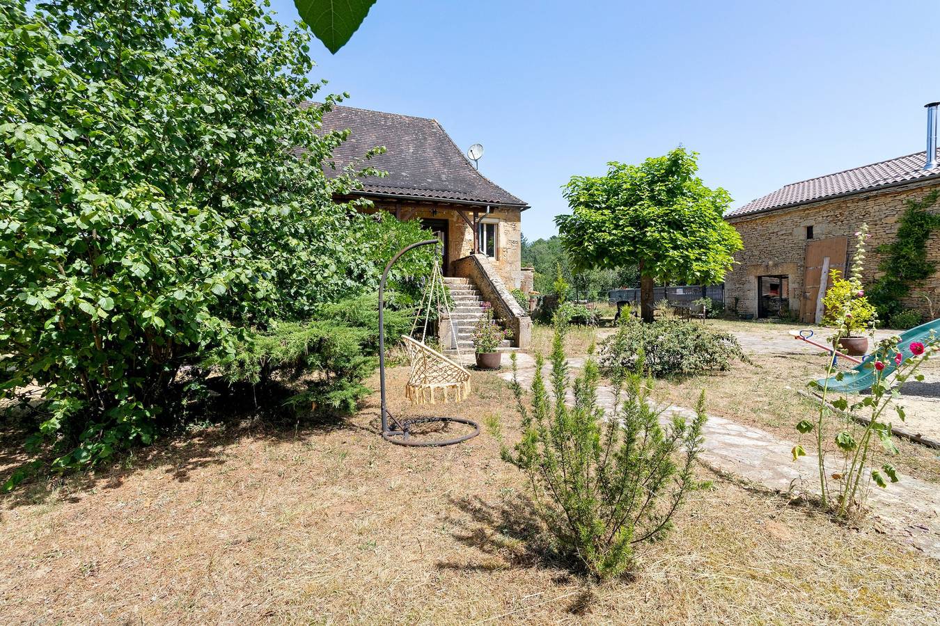 Gästezimmer D’ô mit Gemeinschaftspool, Wlan und Klimaanlage in Frayssinet-le-Gélat, Quercy
