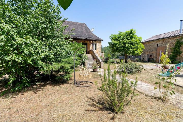 Chambre d’hôtes D’ô con piscina compartida, Wi-Fi y aire acondicionado in Frayssinet-le-Gélat, Quercy