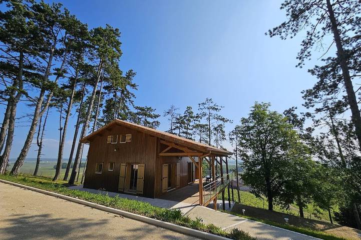 Maison de campagne pour 8 personnes, avec terrasse et jardin à Bonneuil